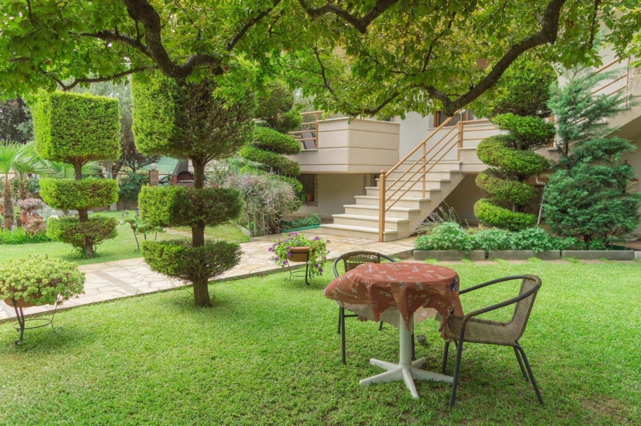 Family Resort In Vrasná Dış mekan fotoğraf